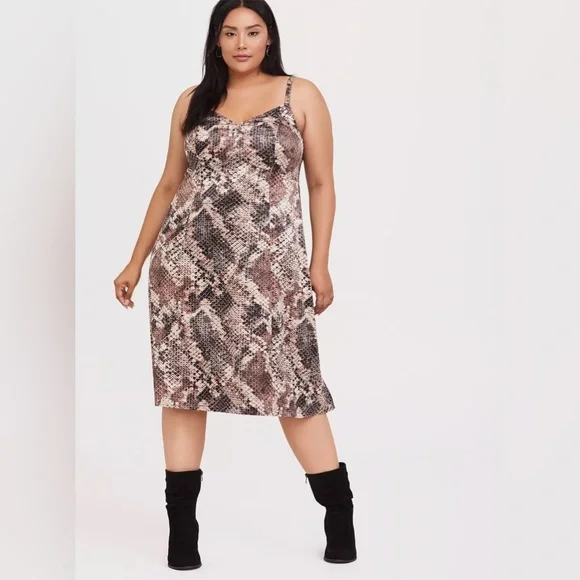 Torrid Snake Print Midi Dress 🐍 - Picture 1 of 9